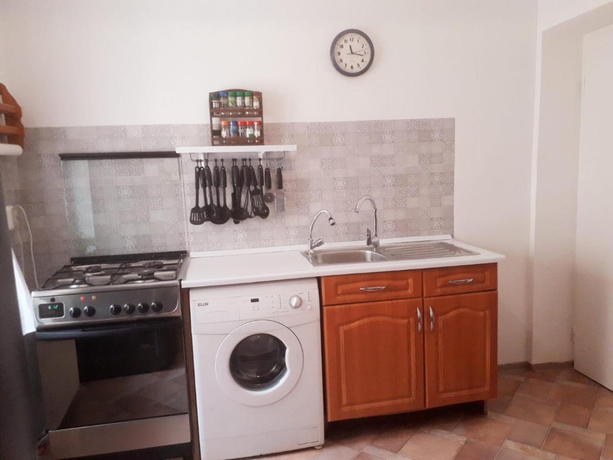 Rozmaring Apartman Zanka Villa Exterior photo